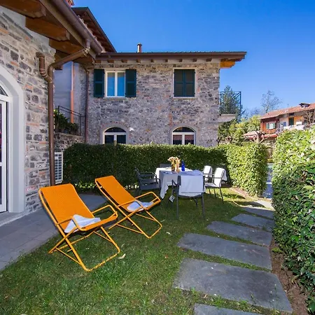 Sleeps 7 Pool Air Con Holiday home Bellagio